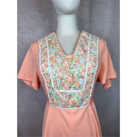 Vintage 1970s Peach Floral Plus Size Dress Size XL - Picture 4 of 10